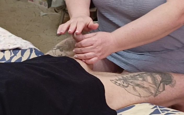 Zona901: Honění a kouření čůráka od macechy