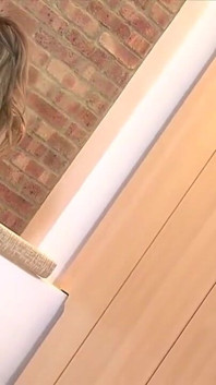 Büyük doğal büyük memeli brit rosie lee striptiz