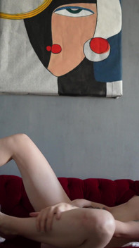 Amateur Cutie Masturbating on Live Camera