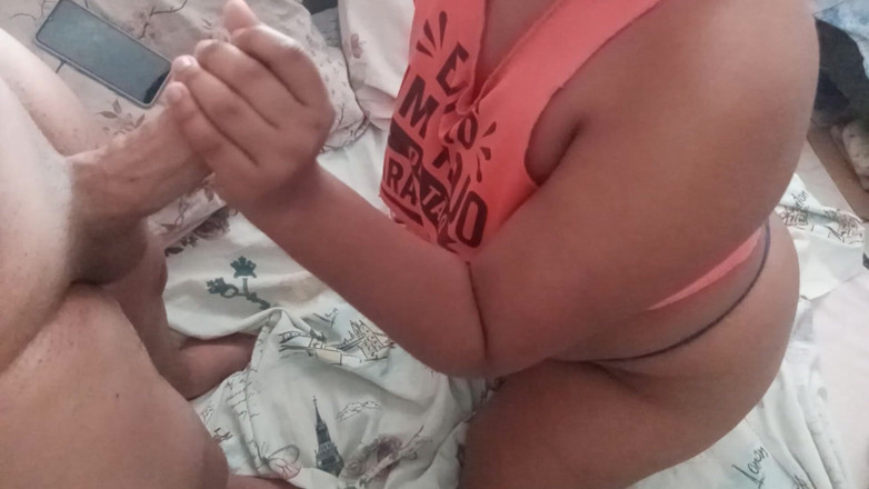 Jr and denies: Uma Punhetinha Gostosa Falando Putaria