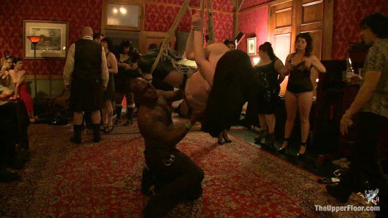 The Upper Floor by Kink: Arte e sesso 3!