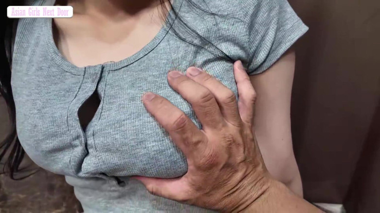The Sexual Issues: मॉडल फिगर वाली निष्पक्ष चमड़ी वाली सुंदरी तीव्र और जुनून से भरी मुठभेड़ में प्रलोभन देती है