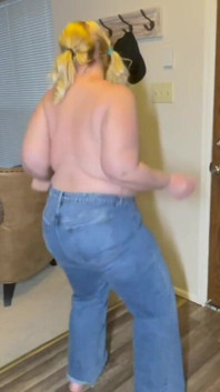 BBW Dancing Queen Shows off Her Jiggly Fat Body
