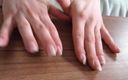 Solo Austria: Fetiș cu mâini în stil natural!