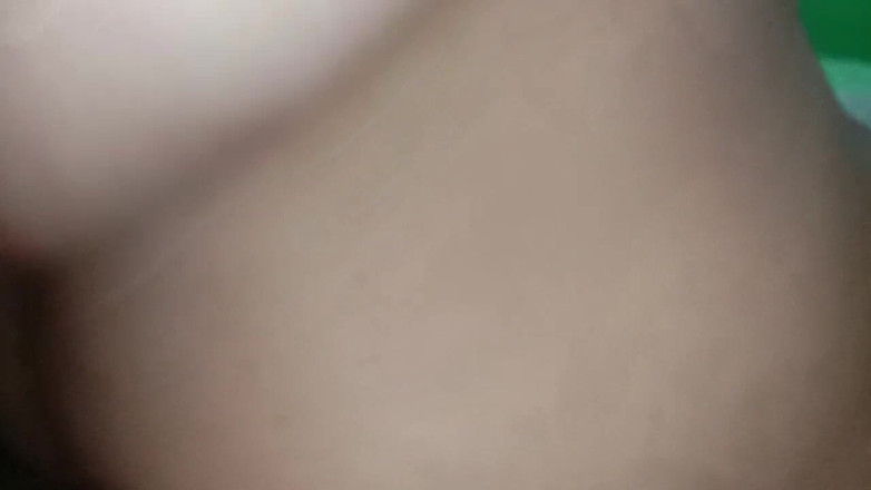 Chubbyme Pinay: 자위하고 내 하드코어 자지 위에 앉는 그녀