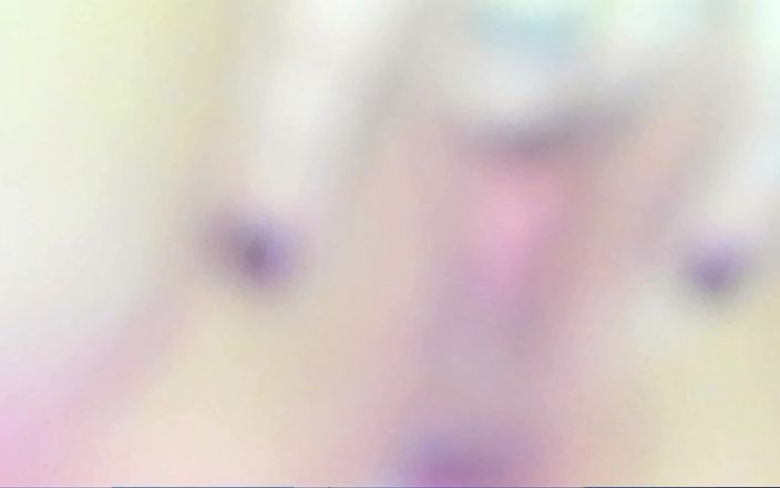 Nicolette69w: Большой сквирт для меня, милфа