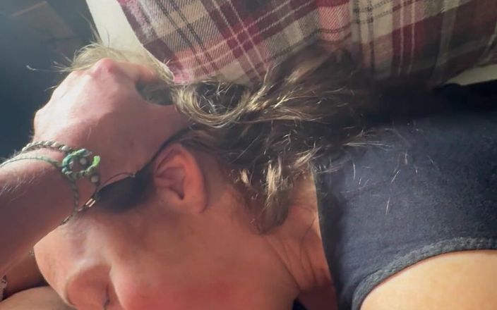 Bonewizzard69: Naturlig fru Bonemaiden är full av smutsiga överraskning