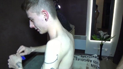 Gaybareback: Straight accept to be sucked by his friend