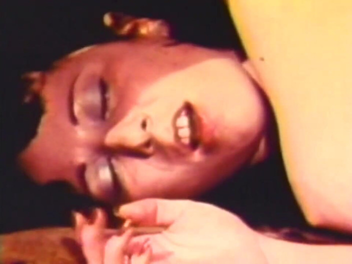 Vintage Usa: Eine heiße wilde retro-muschi nimmt einen schönen schwanz