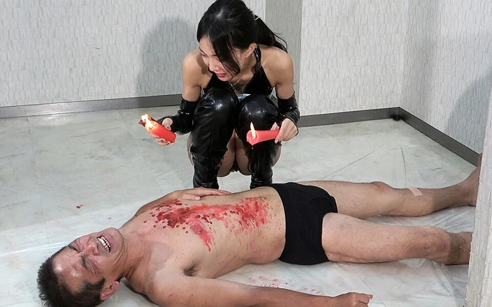 MistressLand: Hukuman Wax Panas Bos Wanita Sadis
