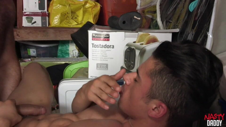 Nasty Daddy: Rizzo ngasih brad kalvo