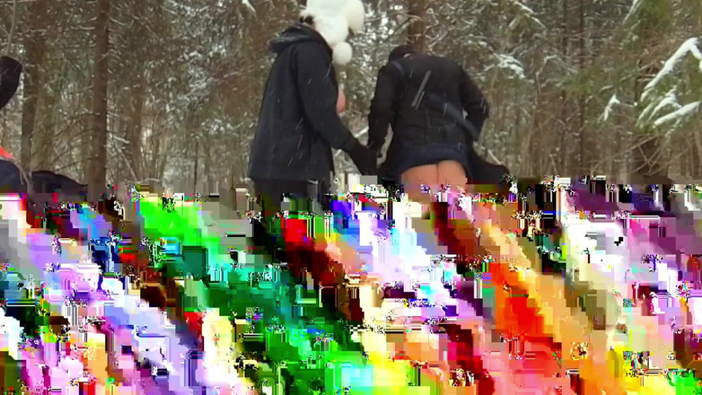 Crazyfamily 1970: Mẹ kế bú cu tôi trong rừng mùa đông