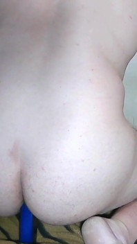 I Put Clear Shampoo on My Ass
