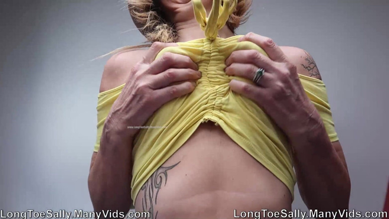 Long Toe Sally Big Buns: Грудастое Sunshine