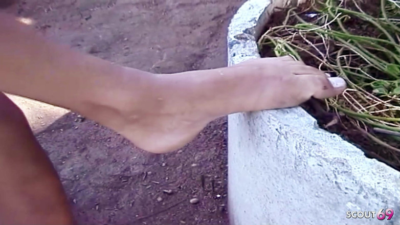 Shemale TS Collection: BBC má venkovní sex s mezirasovou blondýnou s velkými prsy...