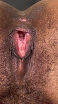 Ebenholz MILF Queefs für 10 Minuten