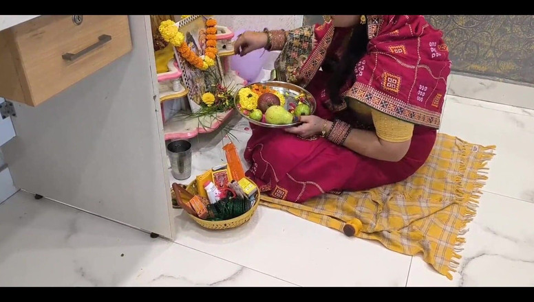 Pujaprem indian: Hartalika Teej节庆祝活动