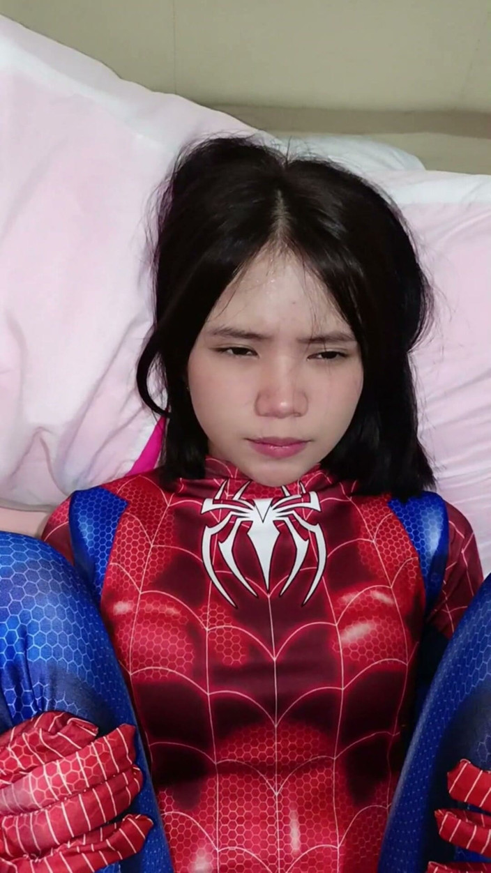 HiddenVibes69: Sipdergirl Home Cumming - Fucked by Peter Fucker