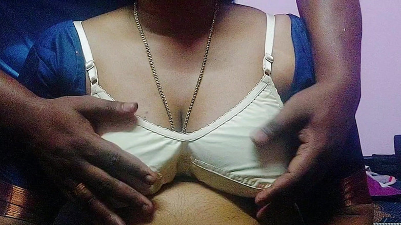 Desi Mohini: Desi stiefmutter heißer sex mit ihrem sohn