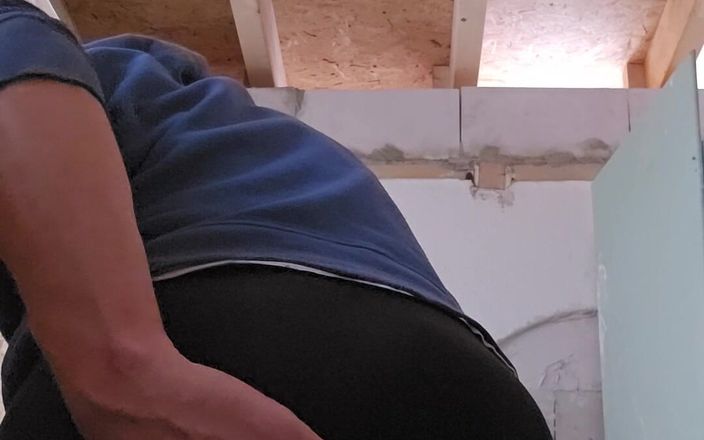Chris_snoopy_91: Мега збуджена на будівельному майданчику, частина 1