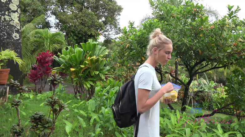 ATK Fans (Girlfriends): Vacaciones virtuales en Hawaii con Emma Hixx 9/16