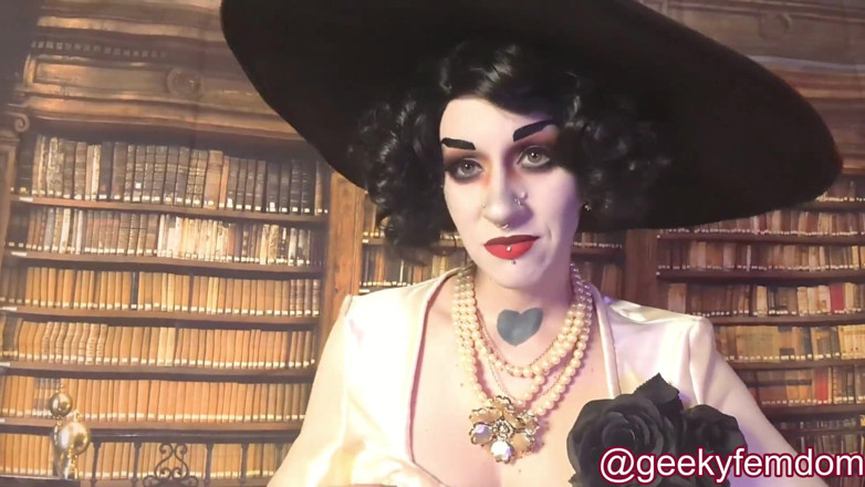 Geeky Femdom: Valentine Date with Lady Dimitrescu