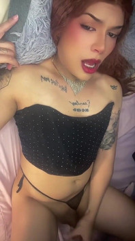 Gadis trans giirl latina dicrot sperma banyak banget