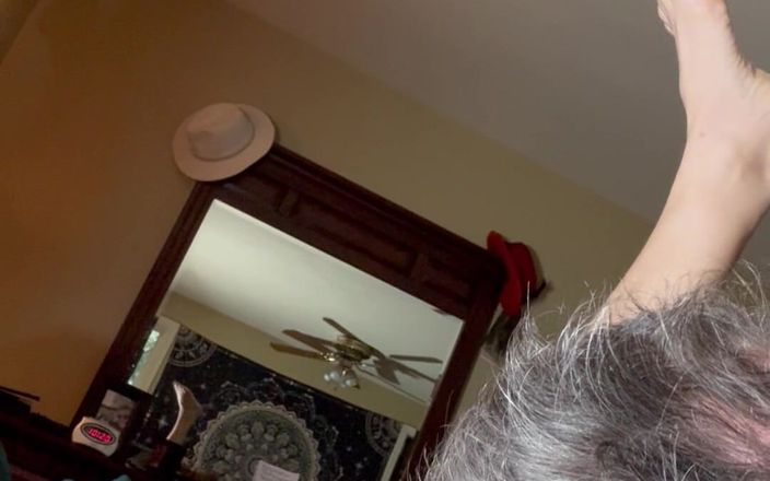 Bonewizzard69: Żona filmuje, jak ona dostaje rozprzestrzenia się ostro i jebana,...