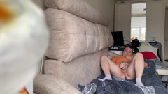 Limara19981: 若い男のリマラ19981は自慰行為をしてオーガズムを楽しむ