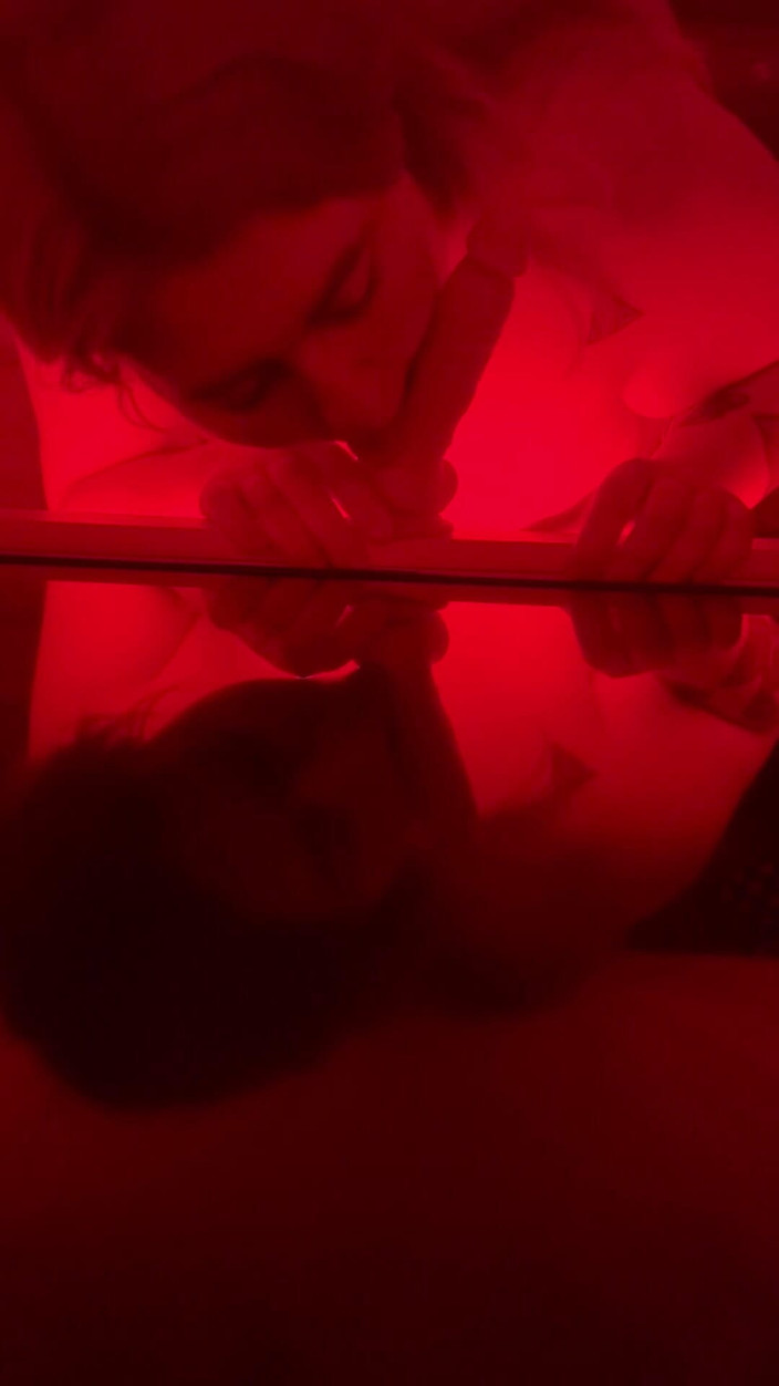 Quinnicide: BBW MILF fa un deepthroat al dildo disordinato punto di...