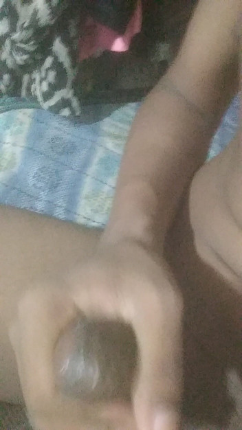 Look to me: まっすぐな男mastrubatingとともに大きな黒いツール