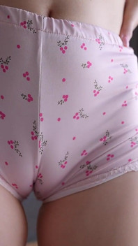 Stepmom's Cameltoe Pussy.