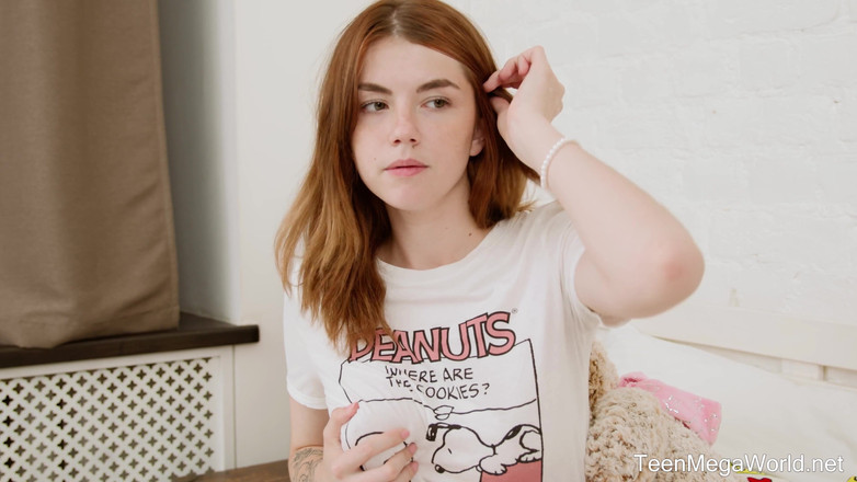 Teen Mega World: Alătură-te mie în orgasm