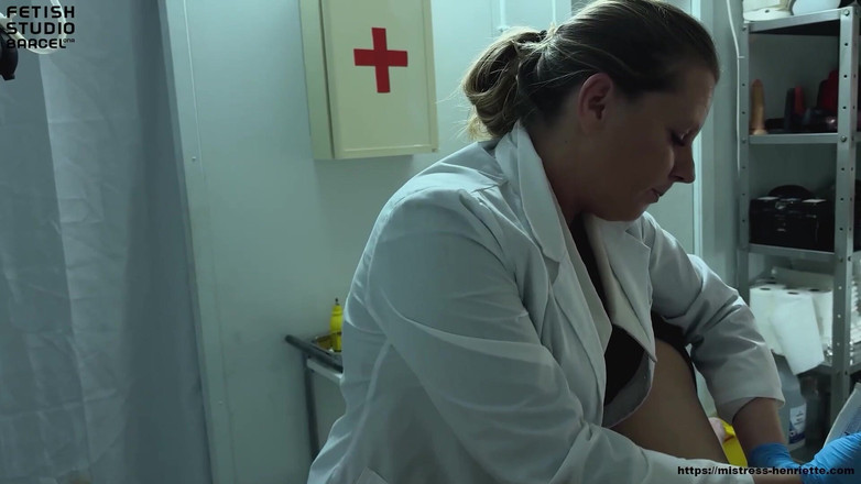 Mistress Henriette: Spitalul 3 - Internare a pacientului