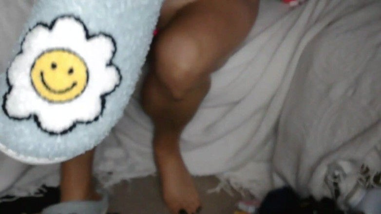 RedIvy420: Kepi Carter와 함께하는 슬리퍼 매달려 놀리고 두꺼운 송아지 숭배