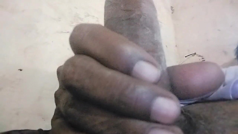 A_k_93152: Người mẫu hàng đầu cu