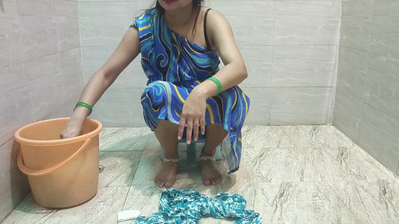 Saarabhabhi6: Stepmom Lets Stepson Fuck Her While Cleaning the Clothes