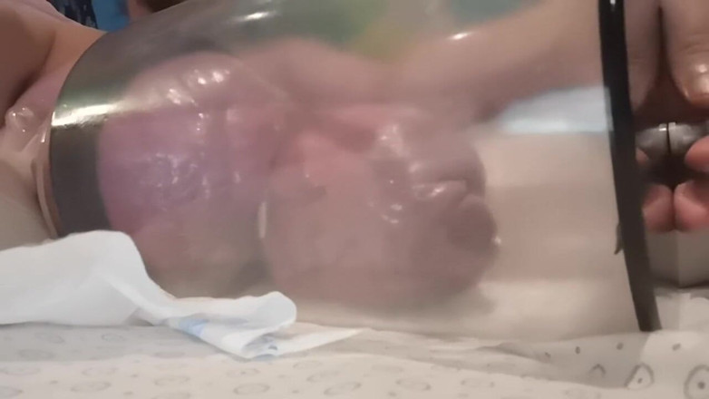 Monster_Meat_: En büyük tüpümü pompalıyorum 2 kademeli boyut 5x6x12 inç