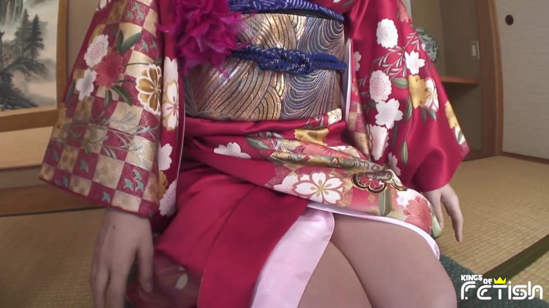Pure Japanese adult video ( JAV): Japanese MILF squirts and gets pussy creampie from a man...