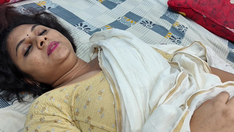 Vaigavarun45: Pasangan kerala malayali lagi asik nyepong dan jilat memek di...