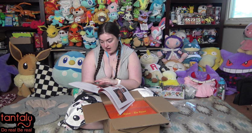 LustfulGeeks: Abby Unboxes Tantaly's Crystal Sex Doll