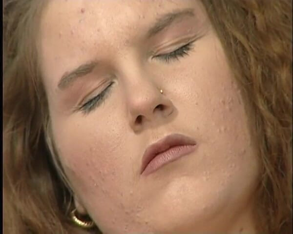YOUR FIRST PORN: Chantal Mit Riesentitten Und Fettem Arsch. Chantal cu țâțe uriașe și un...