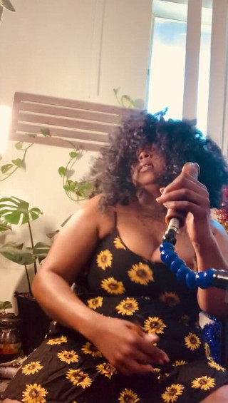 Owie Gold: Rock the mic like Shelby said