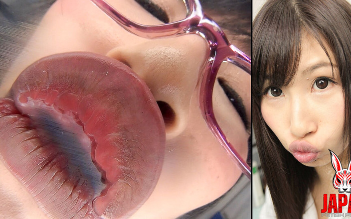 Japan Fetish Fusion: The Juicy Lips of Yua Hidaka, Turned Into an Office...