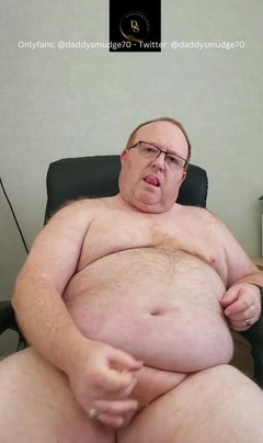 Daddysmudge: Masturbuje v práci a stříká velká nálož
