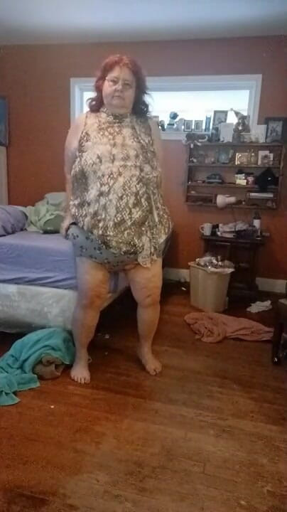 BBW nurse Vicki adventures with friends: Dressing in fluffy print dress from nude