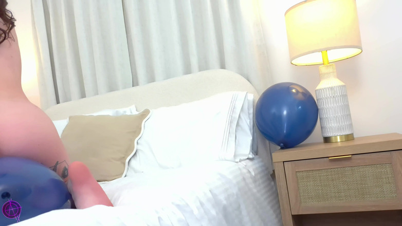Nicky Rebel: Faire sauter des ballons pour le jour B de son...