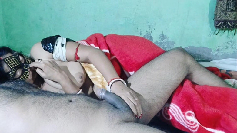 NituRandi94: Cavalgando reversa, madrasta sexual