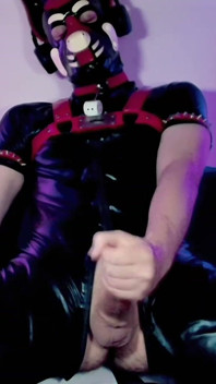 Cum-soaked Hand Job Fuels Wild Latex Dream