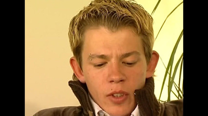 Street Boys Studio: Český twink chlapec s sebe masturbací a extrémní dildo